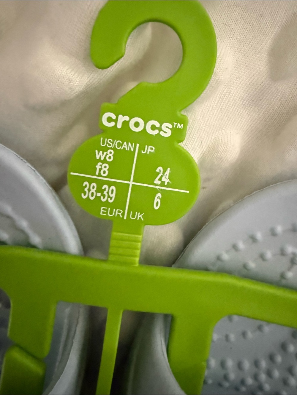 Crocs NWT - Picture 2 of 7